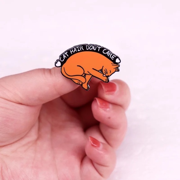 Cat Hair Don’t Care Enamel Pin Funny Ginger Cats Mom Brooch Tabby Cat Owner Gift - Picture 4 of 7